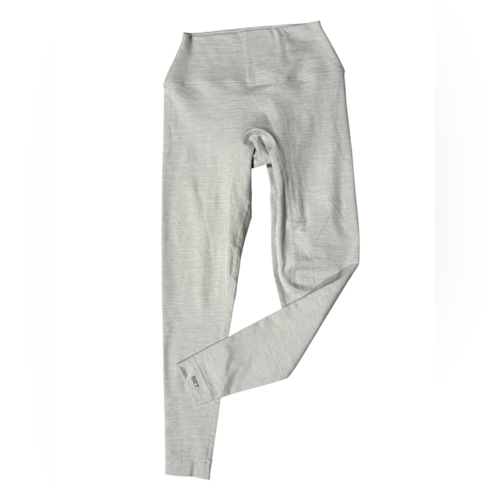 SET Active | FormCloud Light Gray High-Waisted Leggings, Size Small - Picture 9 of 10